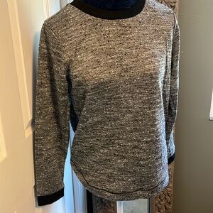 EUC Banana Republic textured knit shirt, black, white, and grey.